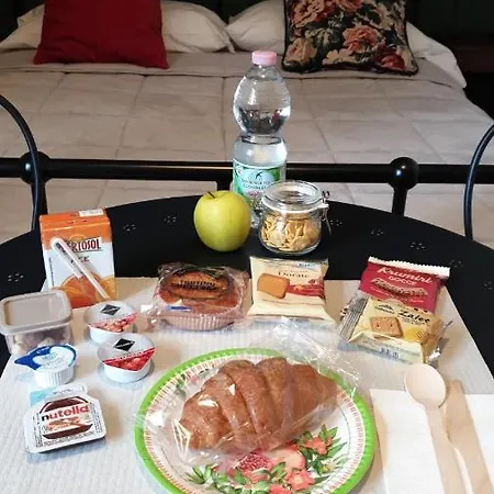 Noemi فندق مبيت وإفطار بيزا