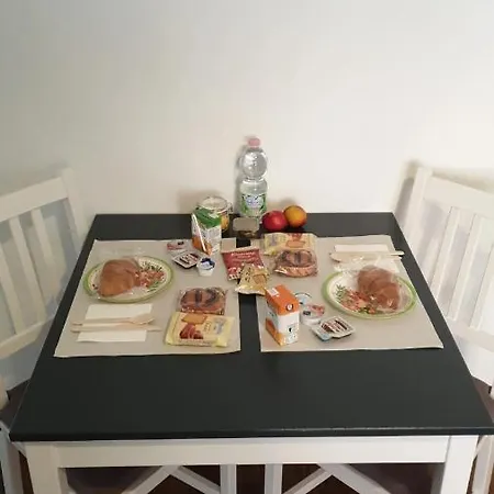 Noemi Nocleg ze śniadaniem