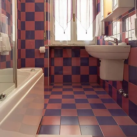 Noemi Frühstückspension Pisa