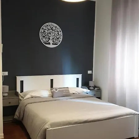 Noemi 4*